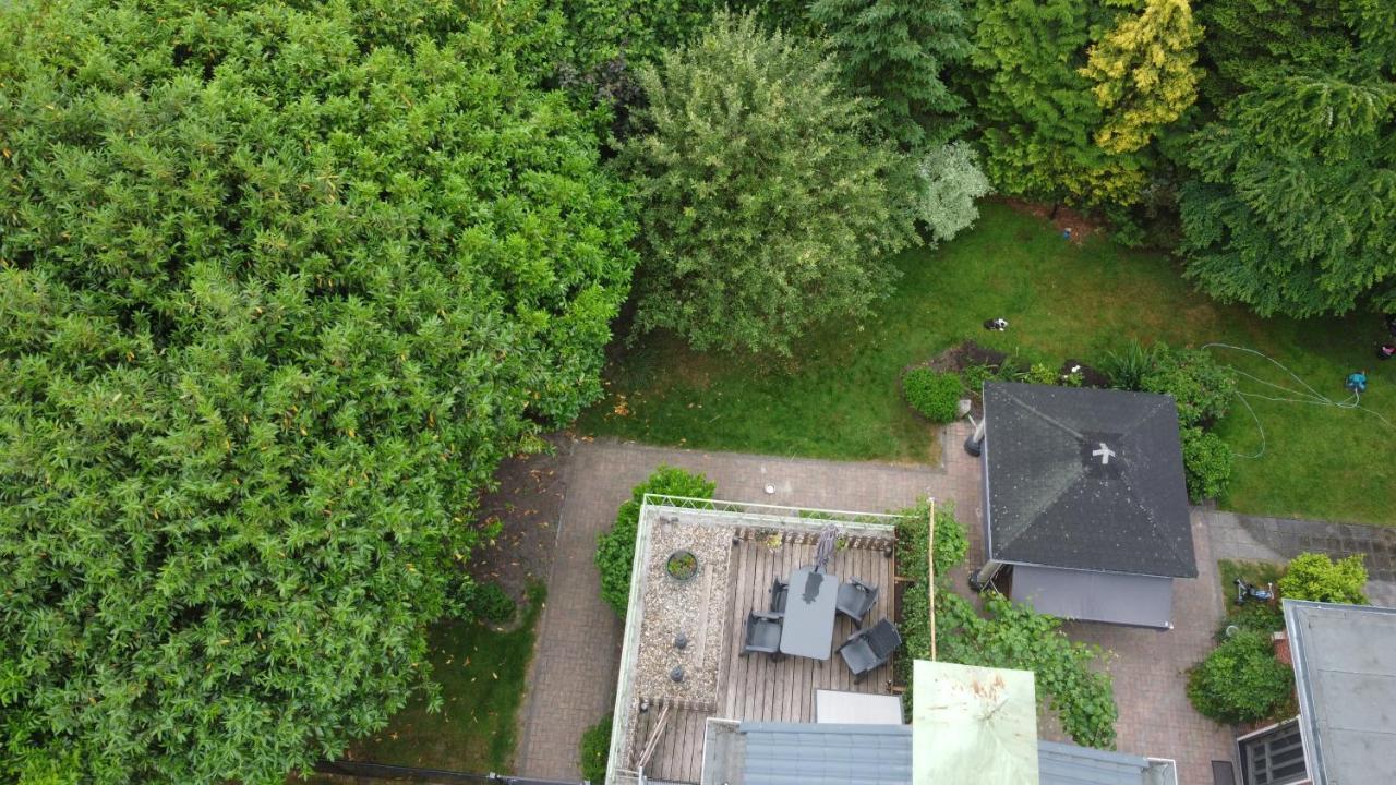Huize Kruiz Bed & Breakfast Bellingwolde Bagian luar foto